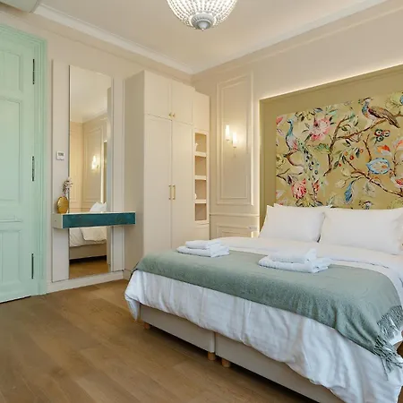 1910 Boutique - Central, Scenic, Self Check-in Otel Braşov