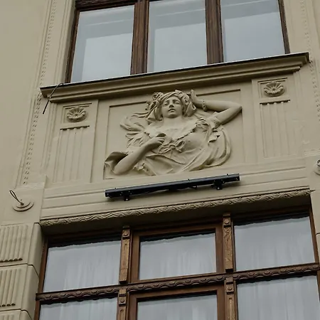1910 Boutique - Self Check-in Only Braşov