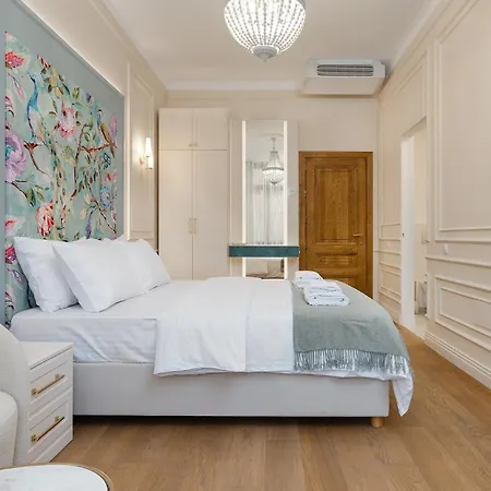 Hotel 1910 Boutique - Central, Scenic, Self Check-in Braşov