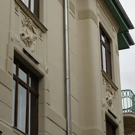 1910 Boutique - Self Check-in Only Braşov