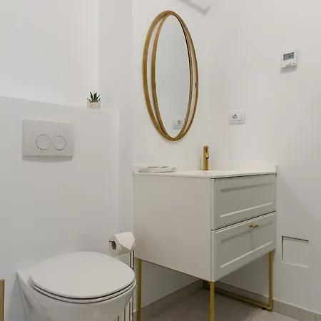 1910 Boutique - Central, Scenic, Self Check-in 4* Braşov