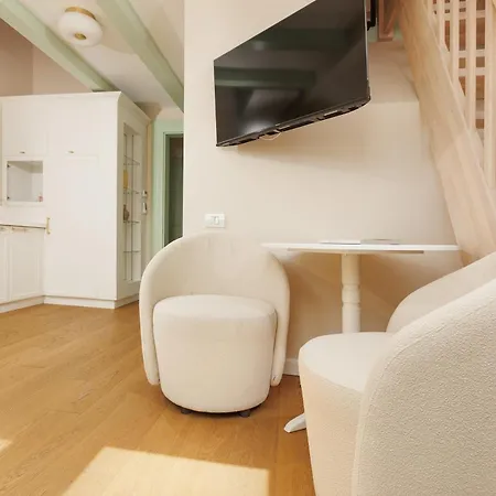 1910 Boutique - Self Check-in Only Hotel 4*