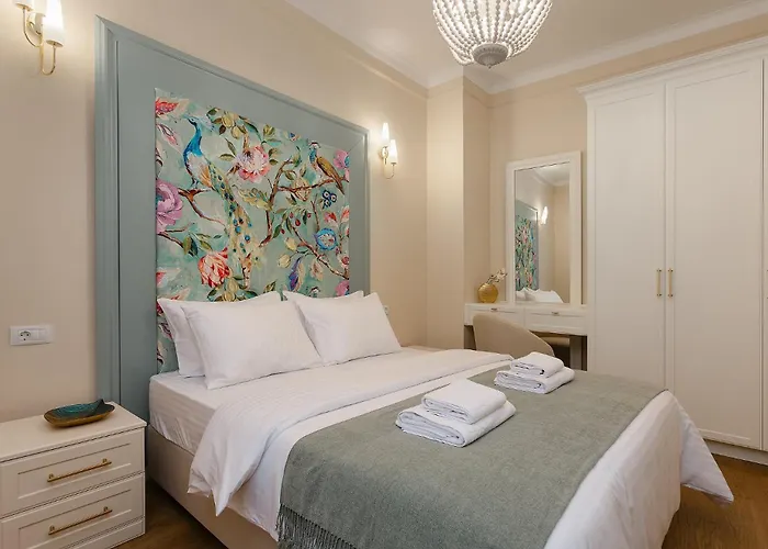 1910 Boutique - Central, Scenic, Self Check-in Hotel