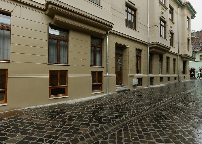 1910 Boutique - Central, Scenic, Self Check-in Hotel Braşov