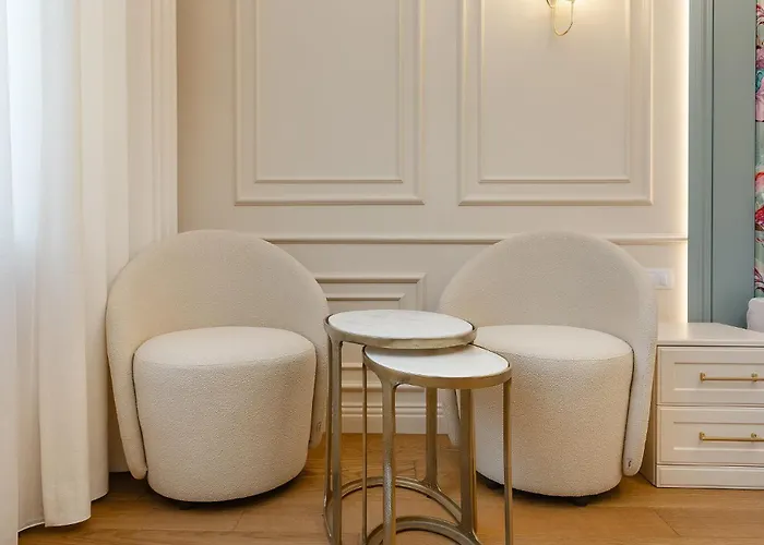 1910 Boutique - Central, Scenic, Self Check-in Hotel