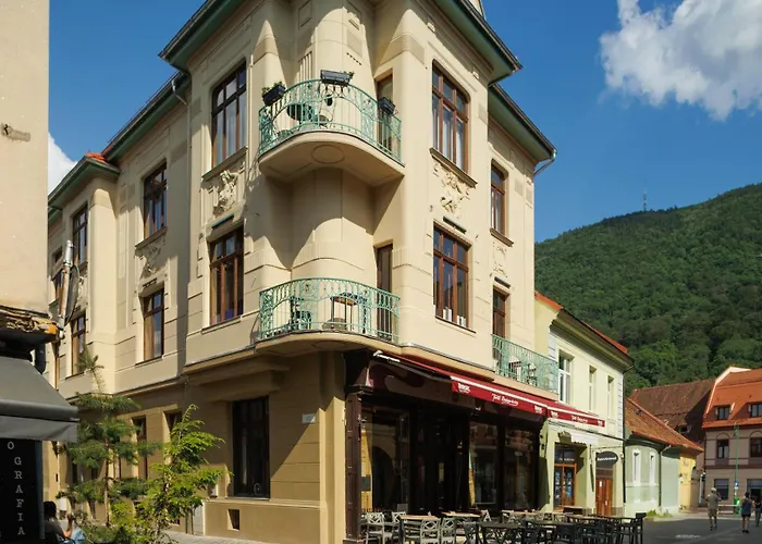 1910 Boutique - Central, Scenic, Self Check-in Hotel Braşov